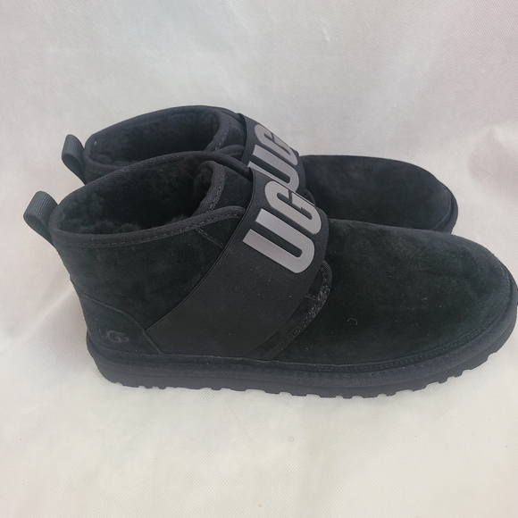 UGG Unisex Neumel ll Slipon in Black Ankle Boots Sz 10 - Picture 2 of 8